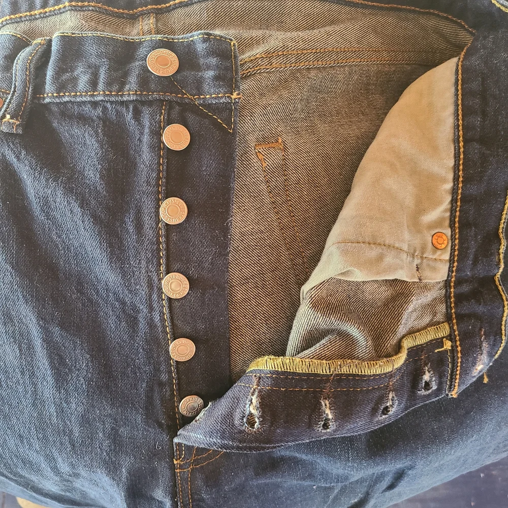 Levi's 501 CT Customized Tapered Dark Wash Jeans Mens 36x34 Button Fly